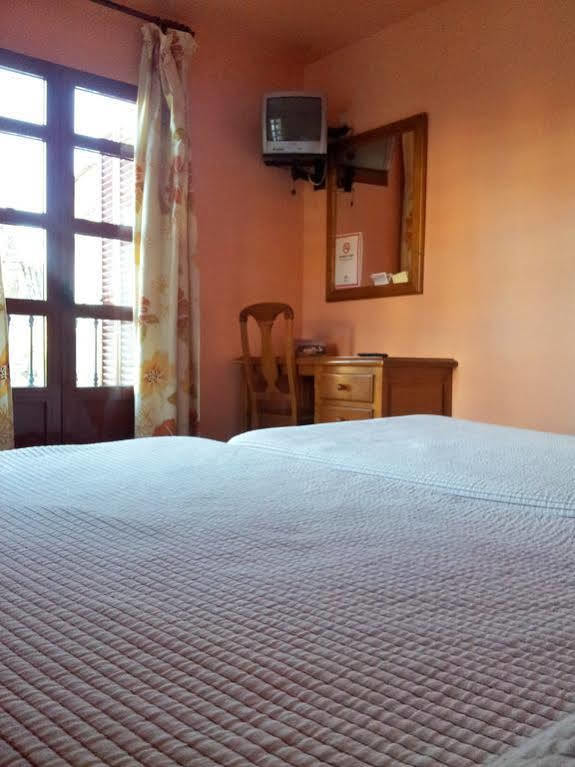 Hostal Rio De Oro Alcalá la Real Eksteriør bilde