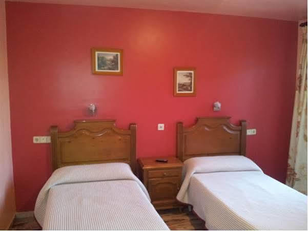 Hostal Rio De Oro Alcalá la Real Eksteriør bilde